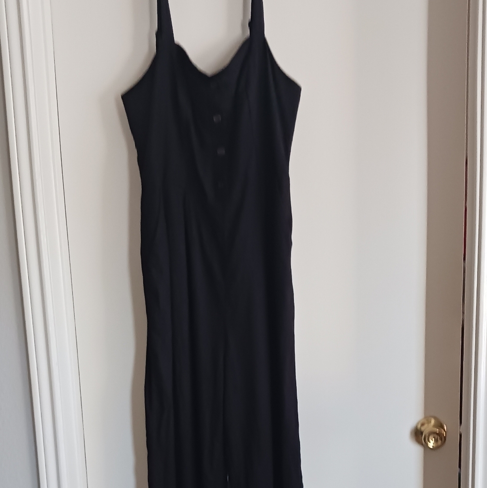 Black Sleeveless Jumpsuit